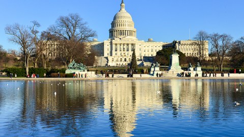 Senat ABŞ-ın hərbi büdcəsini təsdiqlədi