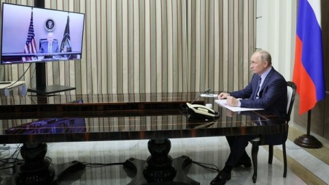 Bayden yenidən Putinlə danışmaq İSTƏYİR