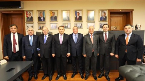 Ağsaqallar Şurasının Türkiyədə görüşləri davam edir
