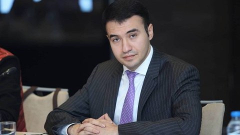 Deputat spikerin müdafiəsinə qalxdı - Sabir Rüstəmxanlıya qarşı çıxdı
