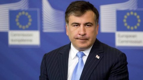 Saakaşvili müvazinətini saxlaya bilmir