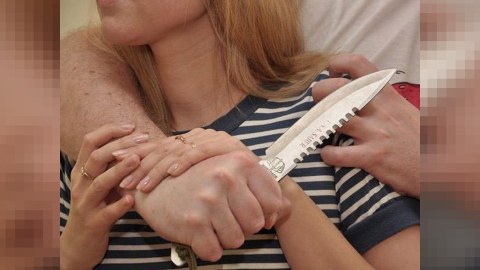 Ər arvadının öldürdü, oğlunu bıçaqladı