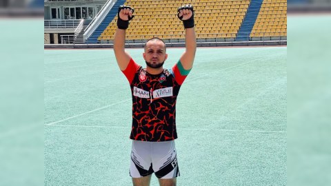Azəbaycanlı tələbə ermənini məğlub etdi - gümüş medal qazandı
