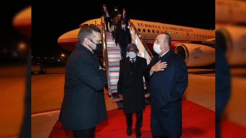 Çavuşoğlu da Pakistana getdi