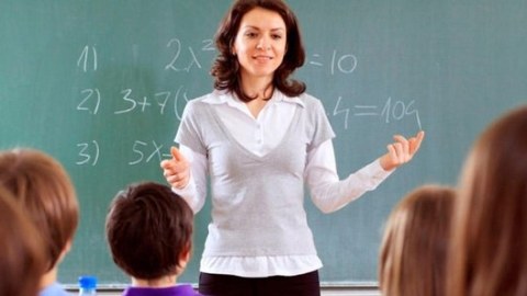 Müəllimlər təhsil eksperti statusu ala bilər