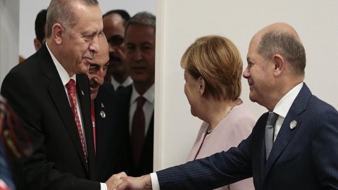 Şoltz Ərdoğanla da danışdı