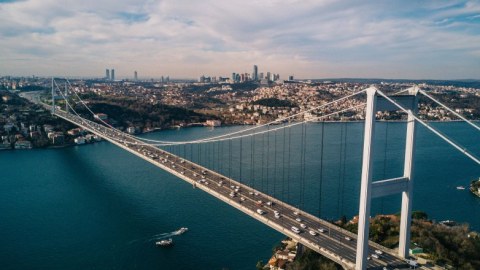 İstanbul boğazı bağlandı