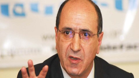 Ermənistanda partiya sədri saxlanıldı