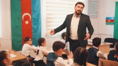 Dini klipin çəkildiyi məktəbin rəhbəri CƏZALANDIRILIB