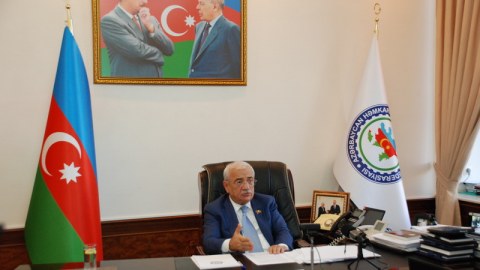 Parlaq gələcəyə doğru inamla addımlayırıq