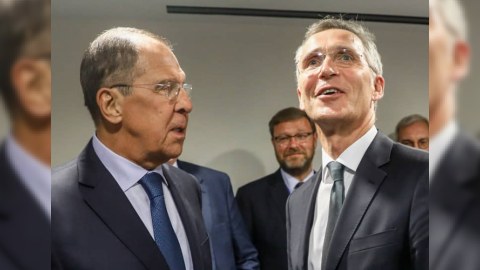 Lavrov NATO-nun baş katibini istefa verməyə ÇAĞIRDI