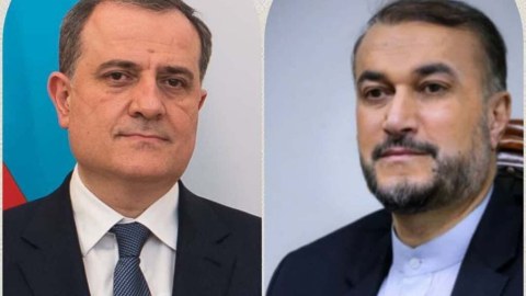 İranın xarici işlər naziri Azərbaycanda jurnalistlərin qarşısına çıxacaq