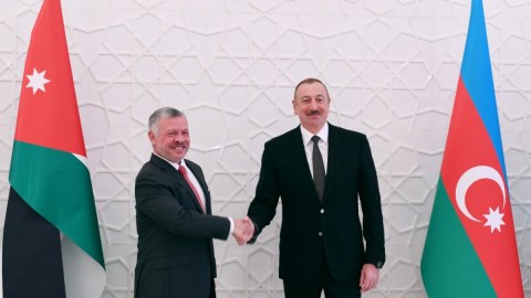 İordaniya kralından Əliyevə TƏBRİK