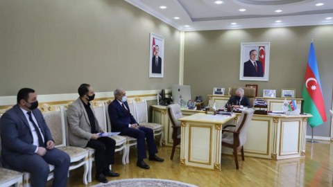 Rektor Türkiyədən qayıdan universitet əməkdaşlarını qəbul etdi