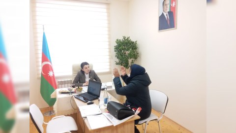 Jalə Əhmədova seçiciləri qəbul edib - FOTOLAR