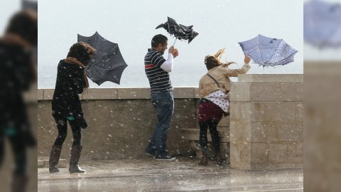 Yağıntılı hava nə vaxta kimi davam edəcək? - Nazirlikdən açıqlama