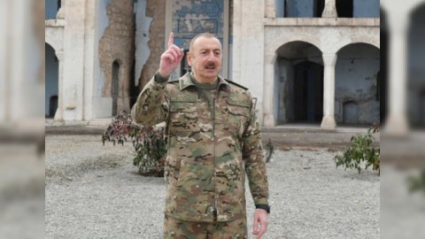 "Erməni tankları gəldi Bakıya, onları biz gətirdik" - Prezident