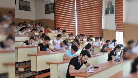 Azərbaycanda təqaüd alan tələbələrin SAYI