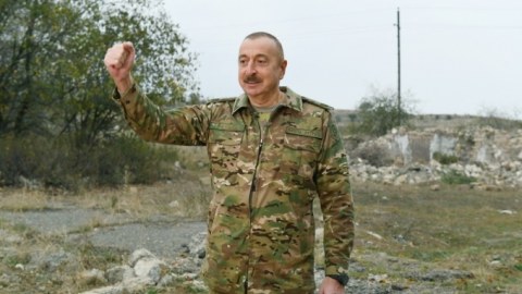 “Hadrutu işğalçılardan azad etməsəydik…”
