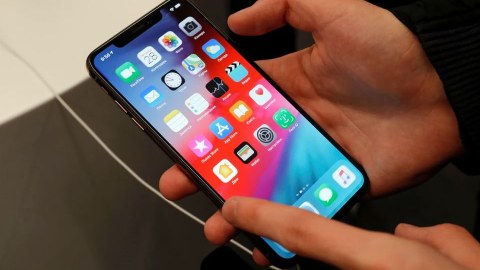 ABŞ-ın Rusiyaya sanksiyaları smartfonların satışına təsir edəcək