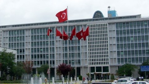 Polis İstanbul bələdiyyəsində axtarışlara başlayıb