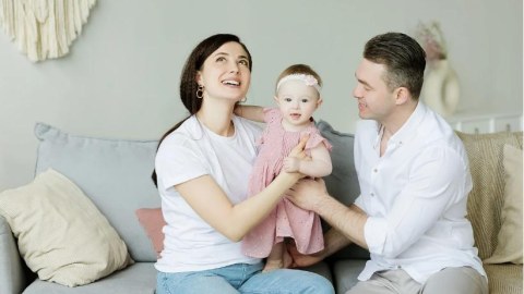 Yeni doğulan uşağa görə ataya ödənişli məzuniyyət veriləcək