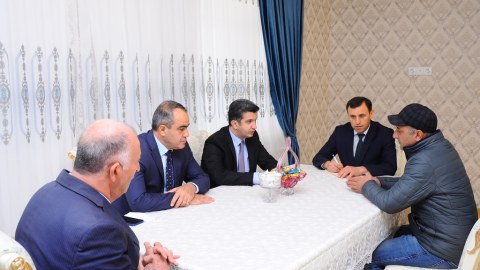 Naftalanda mülki şəhidlərin ailəsi ziyarət olunub