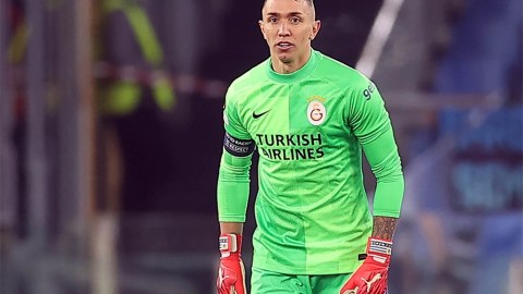  "Qalatasaray" Muslera ilə yollarını ayırır