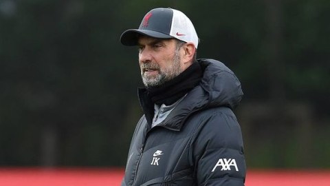 Yurgen Klopp koronavirusa yoluxdu