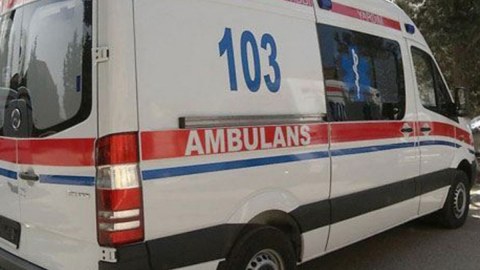 Avtomobil qaz borusuna çırpıldı