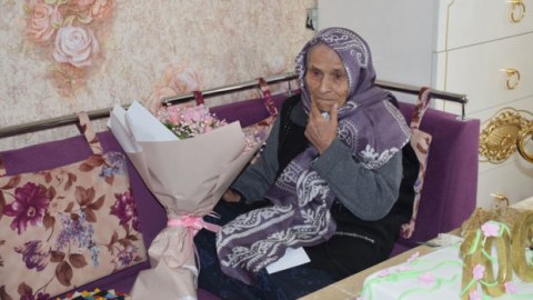 Qubanın ən yaşlı sakininin 100 yaşı tamam oldu - FOTO