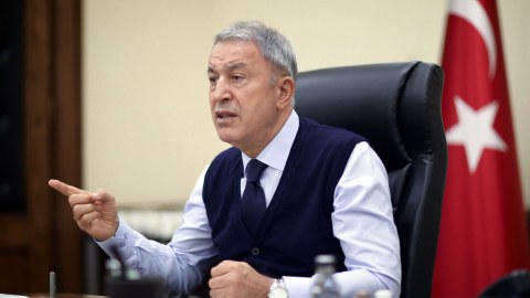 "Önəmli məsələ İlham Əliyevin uzatdığı sülh əlini tutmaqdır” - Akar