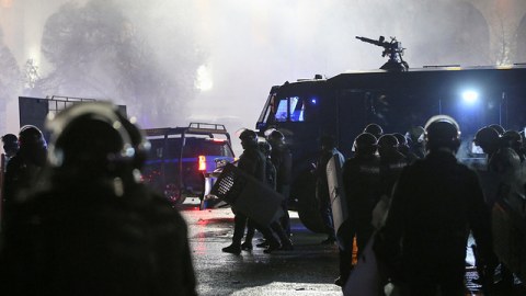 Qazaxıstanda fövqəladə vəziyyət elan edildi