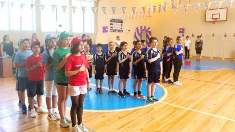 İdman tərzində yeni məktəbli formaları TİKİLƏCƏK