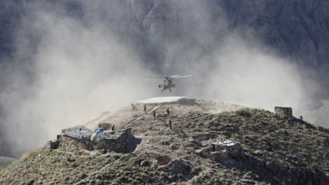 Pakistan Türkiyədən helikopter alınmasını dayandırdı