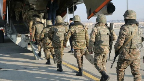 100 erməni hərbçi Qazaxıstana GETDİ