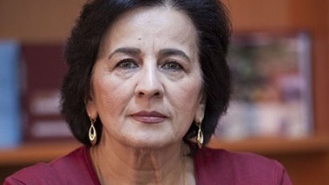 “Tələbənin borcu var, gətirib ödəsin” - Kafedra müdrindən açıqlama