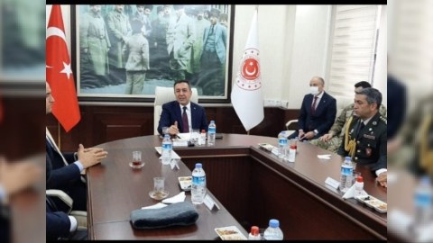 Qazilər Türkiyə müdafiə nazirinin müavini ilə görüşdü - FOTO