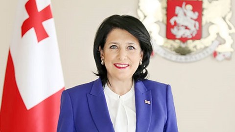 Zurabişvili Qazaxıstandan DANIŞDI