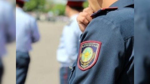 Nur-sultan polisi evlərdə araşdırmalara başladı