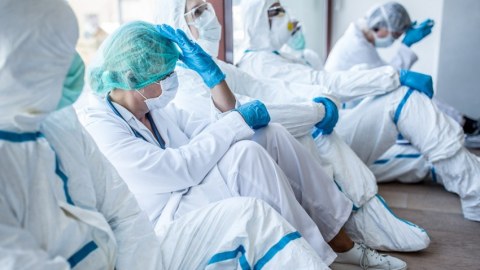 ABŞ-da koronavirusa yoluxanların sayı 60 milyonu ÖTDÜ