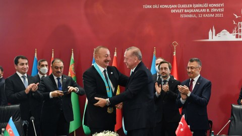 Türk birliyinə verilən yersiz REAKSİYALAR...