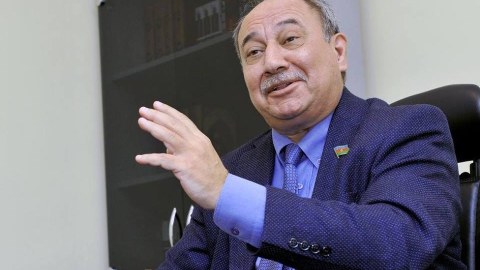 Araz Əlizadə siyasətə qayıdır: “Namizədliyimi verəcəm”