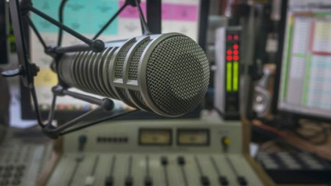 Yeni radionun açılması üçün müsabiqənin ŞƏRTLƏRİ
