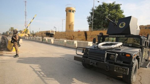 ABŞ səfirliyinə raket atıldı