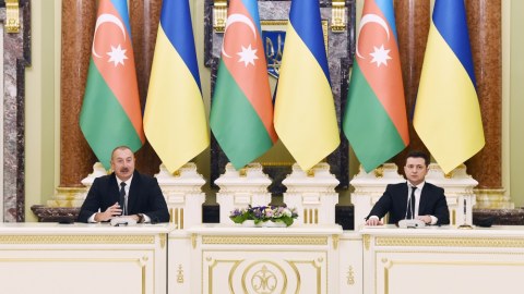 İlham Əliyev Zelenskini Bakıya dəvət etdi