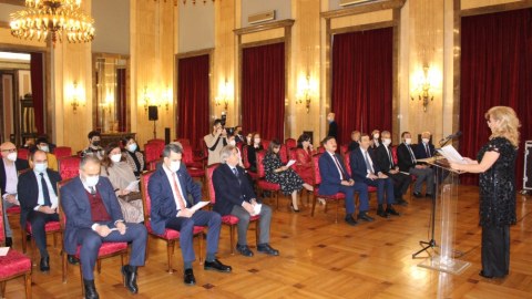 Belqradda “Nizamini oxuyaq” kitab-albomu təqdim edilib