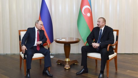 İlham Əliyev və Putin arasında telefon DANIŞIĞI