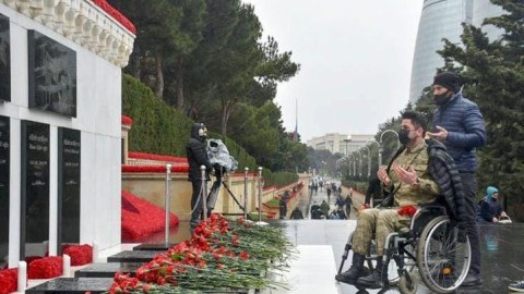 Şəhidlər xiyabanını ziyarət qaydaları AÇIQLANDI