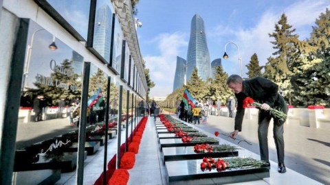 “Müstəqillik uğrunda həyatlarını itirənləri hüznlə anırıq” - Səfir